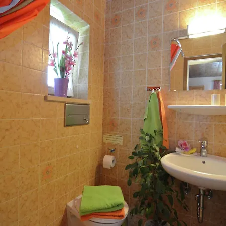 아파트 Appealing In With Balcony Bayersoien