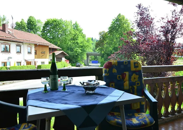 Appealing In With Balcony Apartment *